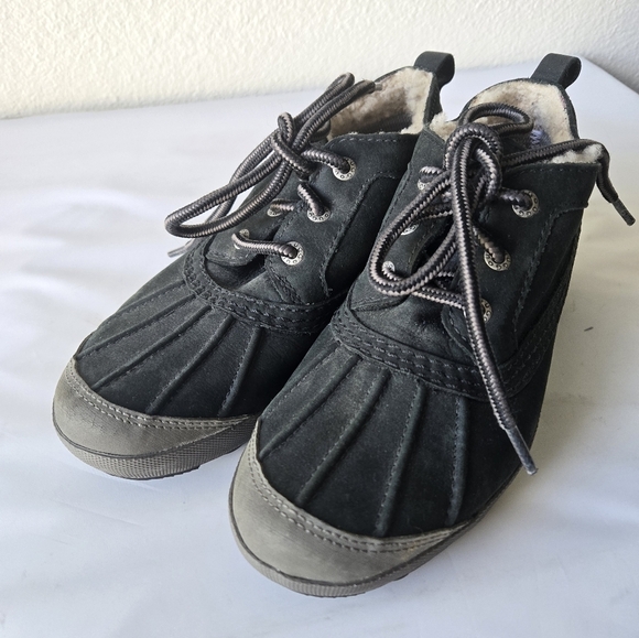 Ugg Australia Magpie Waterproof Ankle Duck Boots Black Nubuck Leather Size 6 - Picture 3 of 15